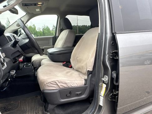 Used 2012 RAM 2500 SLT w/ Luxury Group AWD/4WD image 5