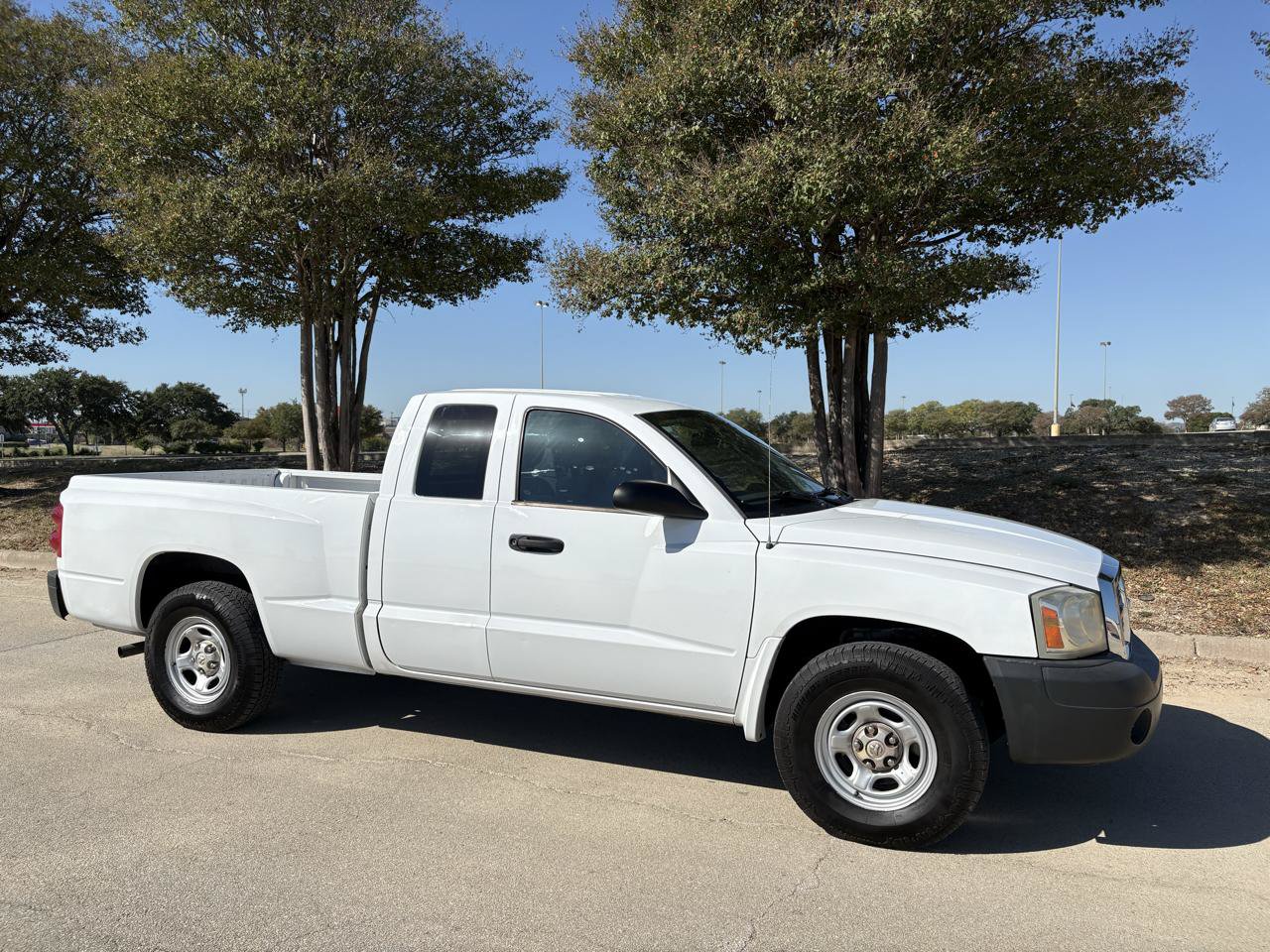 Used 2006 Dodge Dakota ST w/ Trailer Tow Group RWD image 54