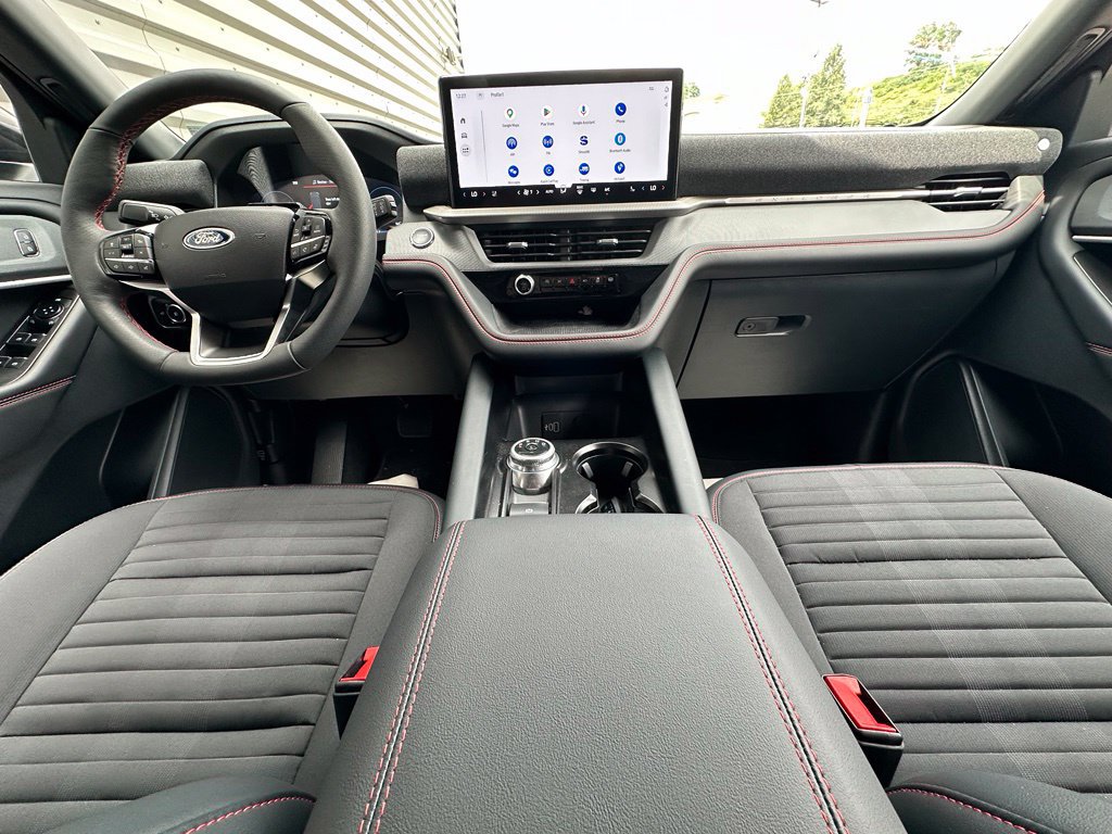 New 2026 Ford Explorer ST-Line w/ ST-Line Street Pack AWD/4WD image 21