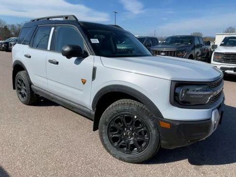 New 2026 Ford Bronco Sport Badlands AWD/4WD image 8