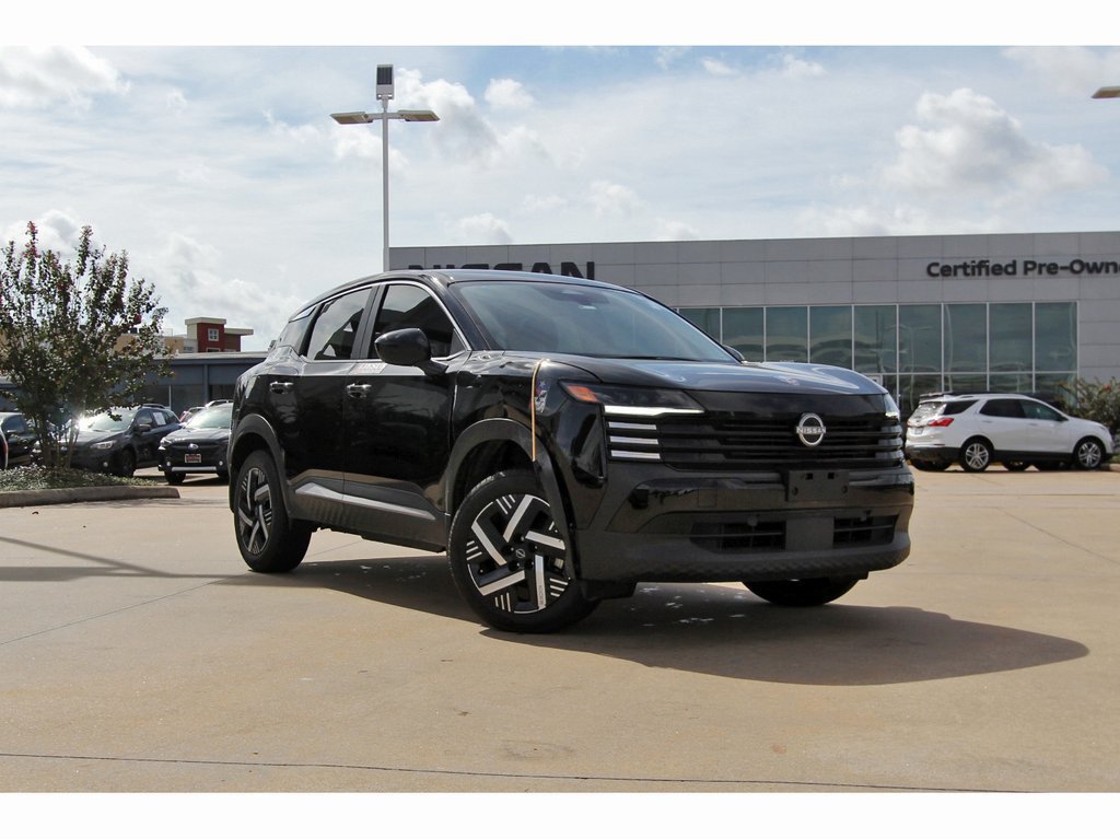 Used 2025 Nissan Kicks SV FWD image 1