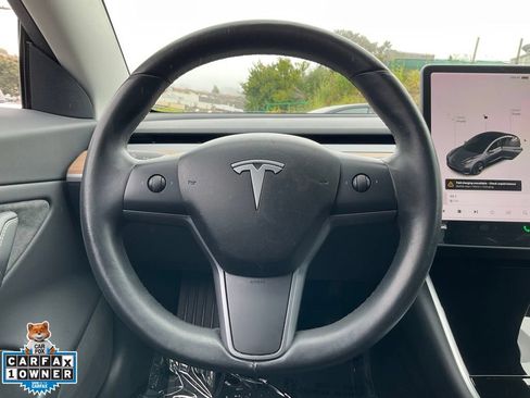 Used 2018 Tesla Model 3 Long Range RWD image 43