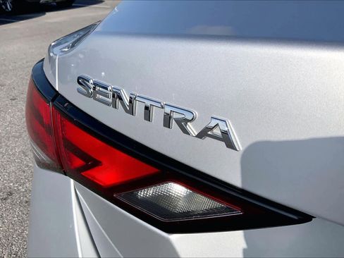 Used 2021 Nissan Sentra SV image 30
