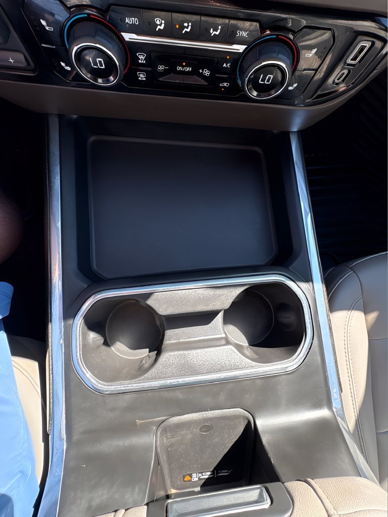 Used 2024 Chevrolet Silverado 2500 LT w/ Texas Edition AWD/4WD image 31