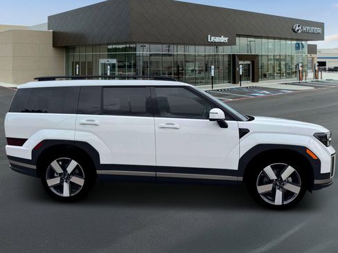 New 2026 Hyundai Santa Fe Limited FWD image 9