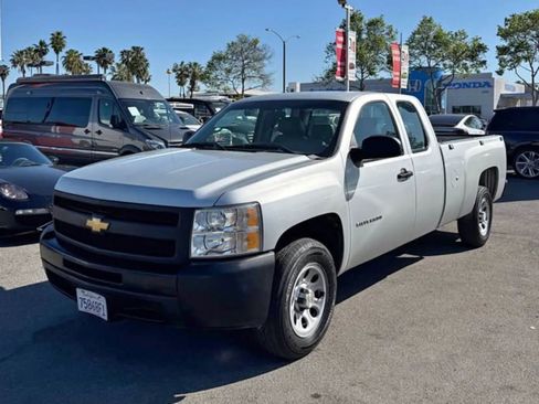 Used 2012 Chevrolet Silverado 1500 W/T image 2