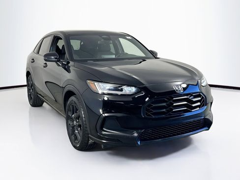 Used 2023 Honda HR-V Sport image 3