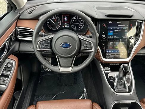 Used 2023 Subaru Outback Touring image 14