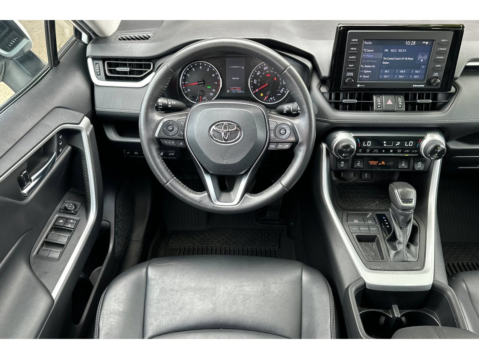Used 2022 Toyota RAV4 XLE Premium FWD image 16