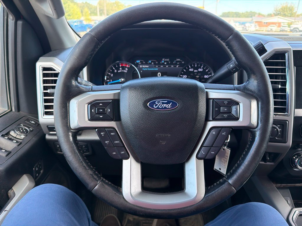 Used 2017 Ford F250 Lariat w/ Chrome Package AWD/4WD image 32