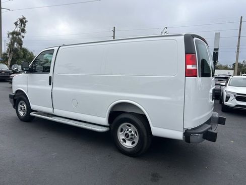 Used 2025 GMC Savana 2500 Work Van w/ Driver Convenience Package image 4