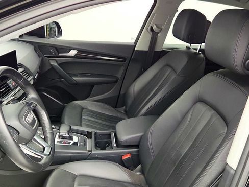 Used 2019 Audi Q5 2.0T Premium w/ Convenience Package AWD/4WD image 18