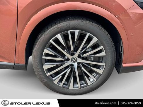 Used 2025 Lexus RX 350 w/ Convenience Package AWD/4WD image 10