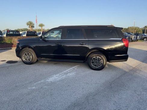 Used 2025 Ford Expedition Max Active image 8