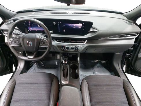 Used 2024 Buick Envista Preferred w/ Convenience I Package image 9