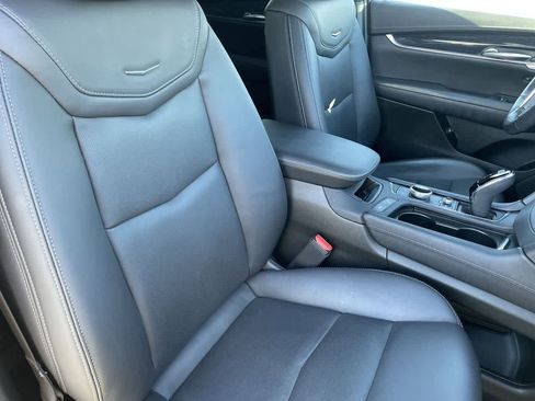 Used 2023 Cadillac XT5 Premium Luxury image 14