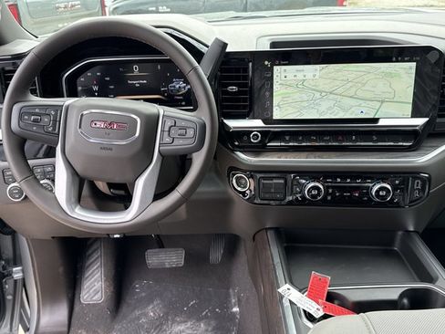 New 2026 GMC Sierra 2500 SLT w/ SLT Premium Package AWD/4WD image 11