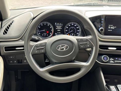Used 2023 Hyundai Sonata SEL w/ Cargo Package FWD image 8