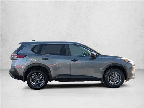 Used 2023 Nissan Rogue S FWD image 4