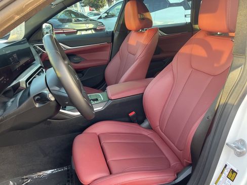 Used 2023 BMW i4 eDrive40 w/ M Sport Package image 13