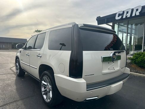 Used 2013 Cadillac Escalade Platinum AWD/4WD image 5