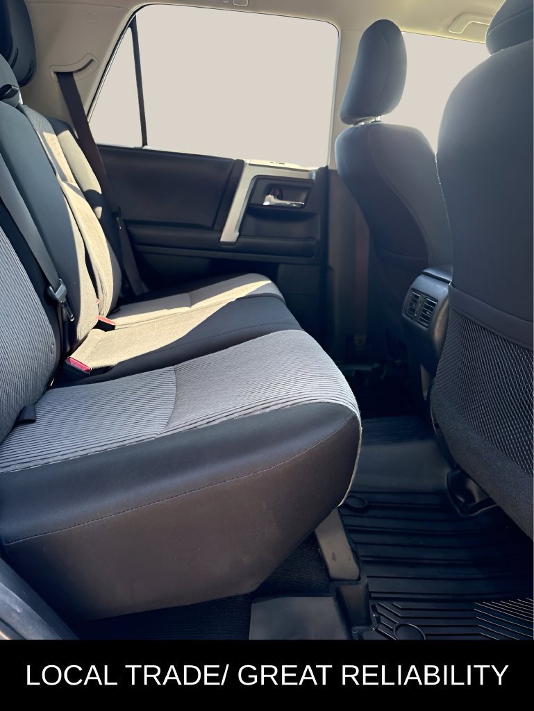 Used 2020 Toyota 4Runner SR5 AWD/4WD image 19