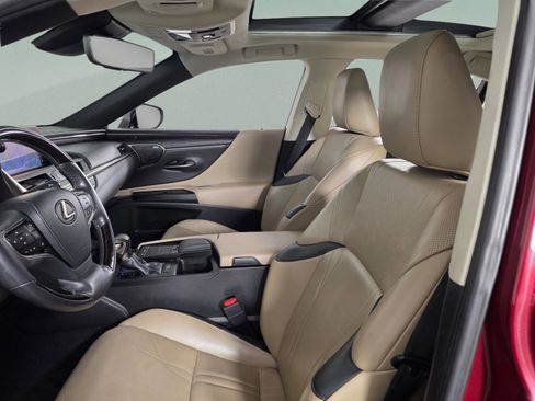 Used 2019 Lexus ES 350 image 10