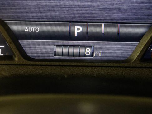 New 2026 RAM 1500 4x4 Crew Cab image 33