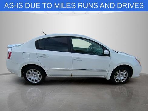Used 2012 Nissan Sentra 2.0 S FWD image 8