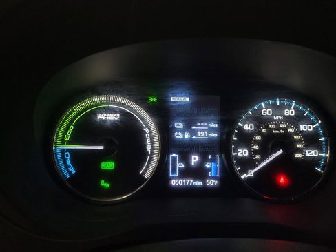 Used 2019 Mitsubishi Outlander SEL image 23