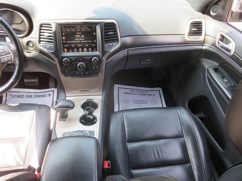 Used 2015 Jeep Grand Cherokee Limited AWD/4WD image 16
