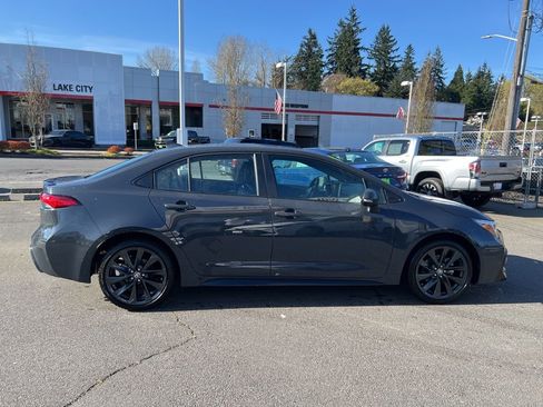 Used 2024 Toyota Corolla XSE image 3