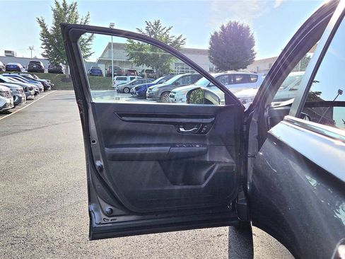 Used 2025 Honda CR-V EX-L image 13