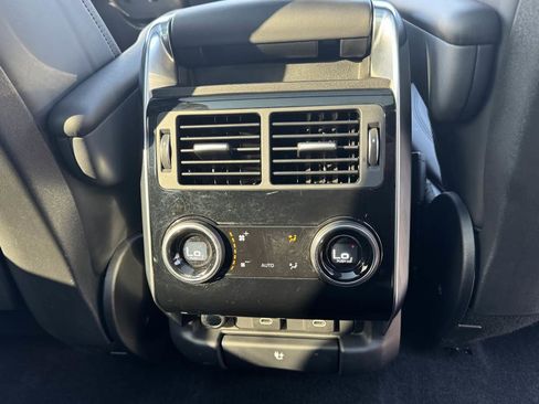 Used 2022 Land Rover Range Rover Sport HSE Silver Edition image 39