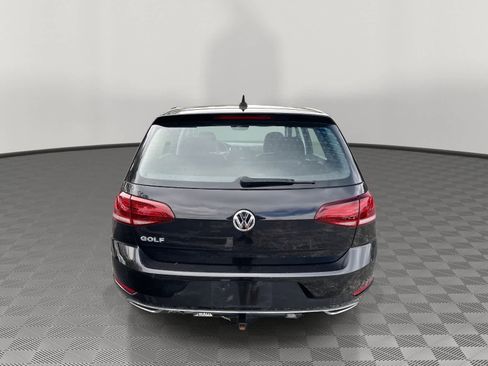 Used 2021 Volkswagen Golf 4-Door image 4