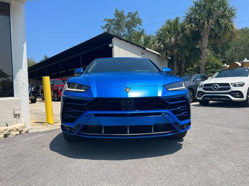 Used 2021 Lamborghini Urus AWD/4WD image 2