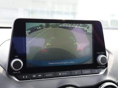 Used 2025 Nissan Sentra SV FWD image 28