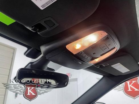 Used 2023 Dodge Durango GT image 18