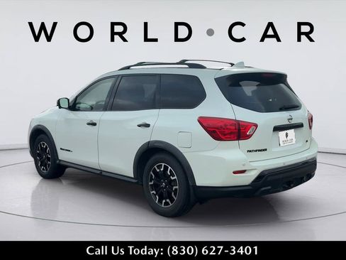Used 2020 Nissan Pathfinder SL FWD image 5
