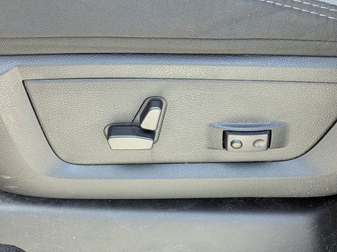 Used 2024 RAM 2500 Big Horn w/ Safety Group image 18