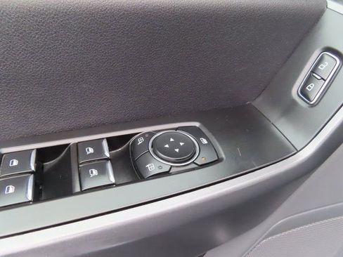 Used 2024 Ford F350 XLT image 14