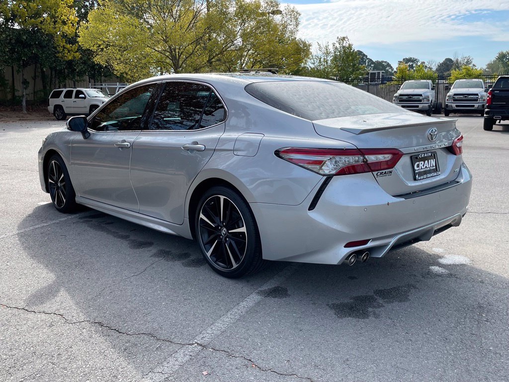 Used 2018 Toyota Camry XSE FWD image 5