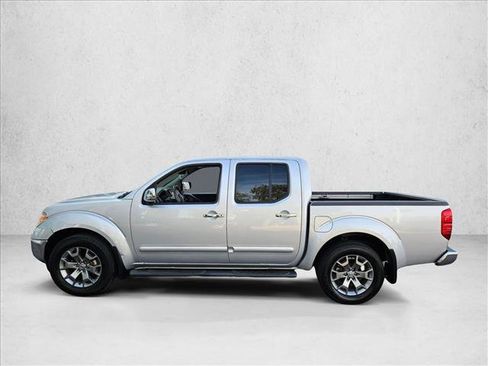 Used 2019 Nissan Frontier SL AWD/4WD image 8