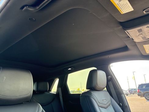 Used 2022 Cadillac XT5 Premium Luxury image 39