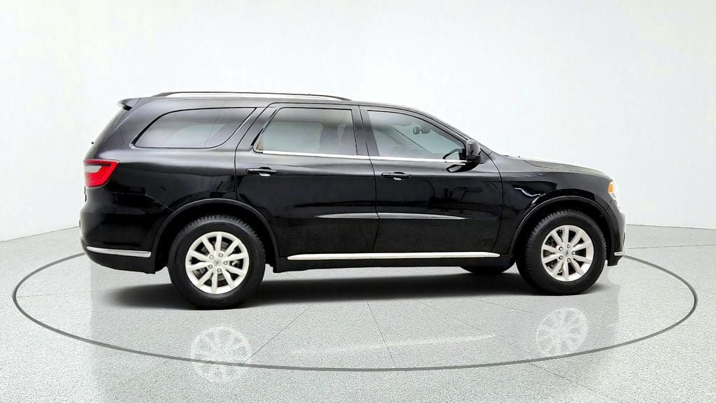 Used 2019 Dodge Durango SXT RWD image 4