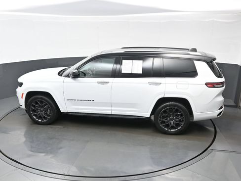 Used 2023 Jeep Grand Cherokee L Summit w/ High Altitude Package AWD/4WD image 39
