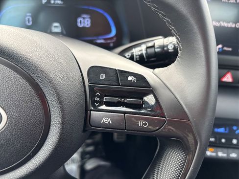 Certified 2025 Hyundai Elantra Sport image 26