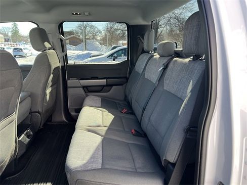 Used 2023 Ford F150 XLT w/ Trailer Tow Package image 5