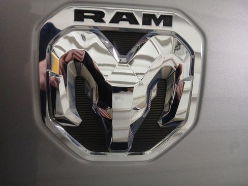 Used 2021 RAM 2500 Limited image 12