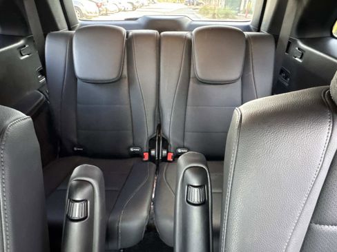 Used 2025 Mercedes-Benz GLS 450 4MATIC image 16